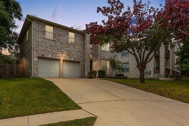 1st image of 3971 Lord Byron Cir