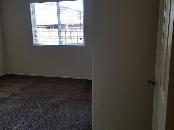 5th image of 15166 Sequoia St APT 12