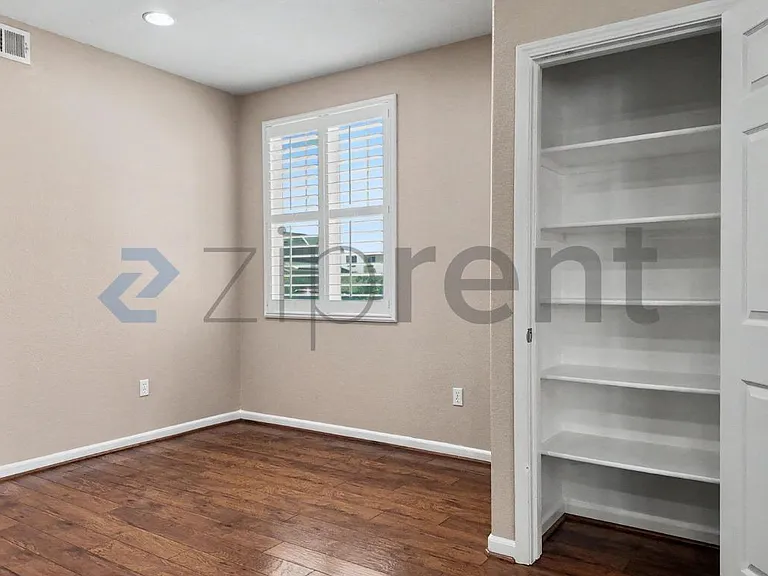 9749 Shanelyn Way — Photo 25