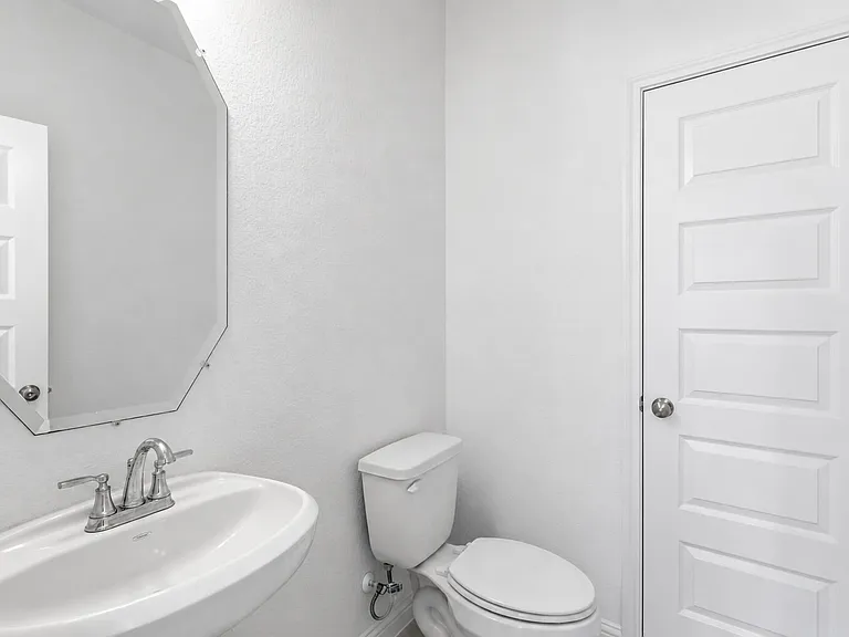 7220 Poulain Dr — Photo 12
