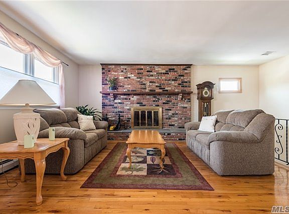 3rd image of 1134 Washington Ave
