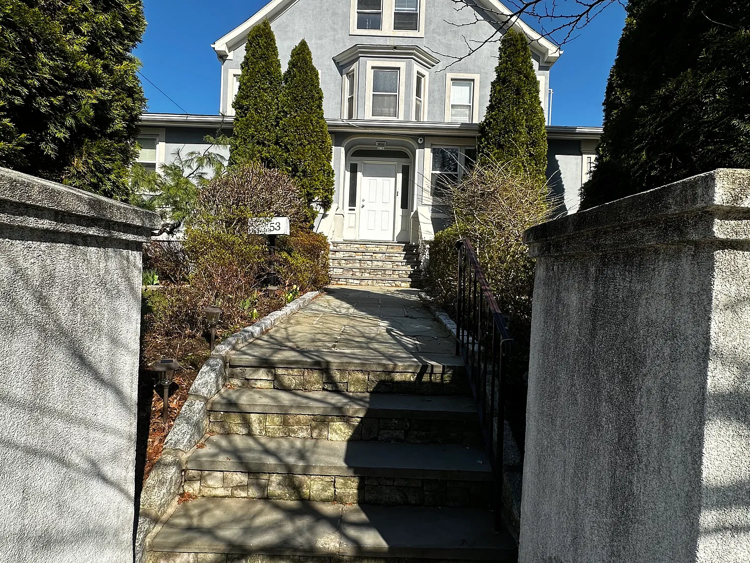 1 bed, 750 sqft, $2,200 — Photo 1