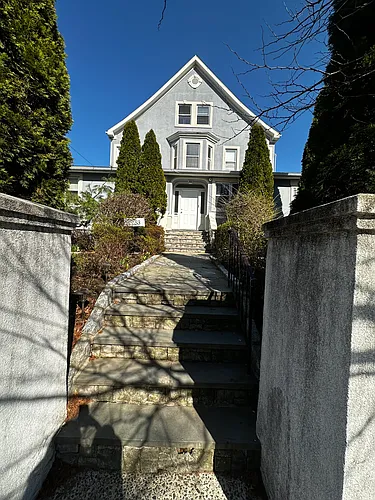 53 Rich Ave Photo 1