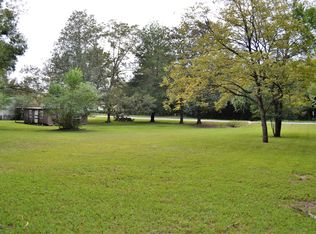 1049 Farmer St, Crestview, FL 32539