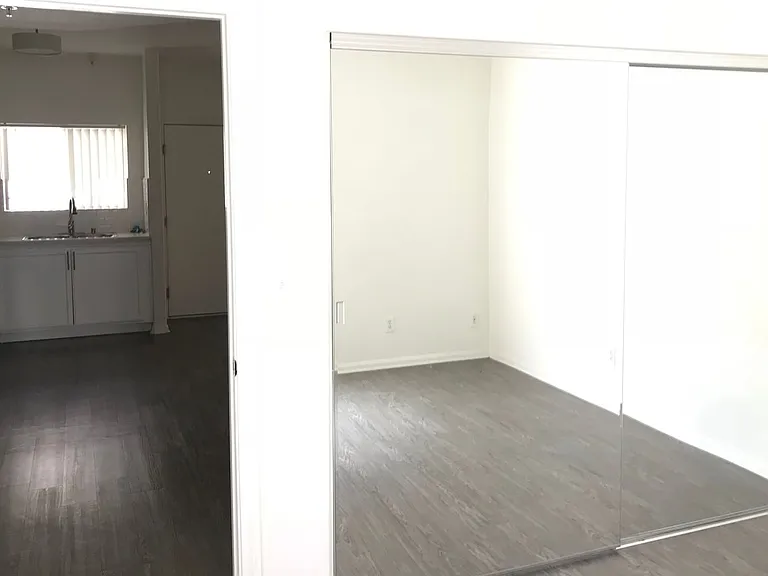251 Robinson St — Photo 19
