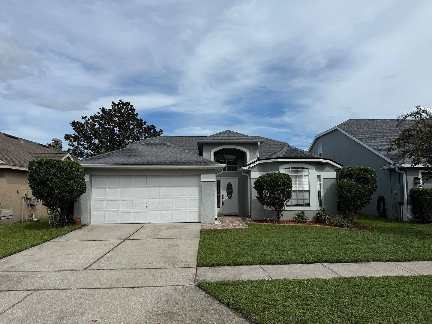 Solar & Waterfront 3/2 In River's Pointe - For Rent — Photo 3