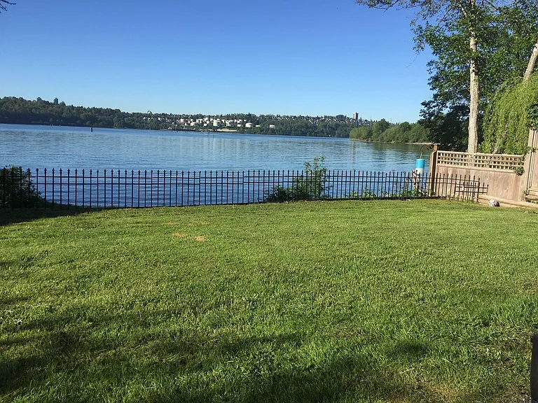 2883 Dollarton Hwy — Photo 27