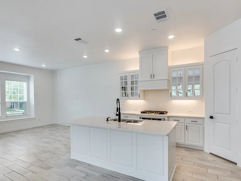 7207 Switchgrass Rd — Photo 6