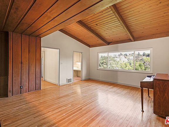 4th image of 11539 Laurelcrest Dr