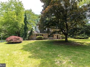 23 Fox Hill Rd, Doylestown, PA 18901