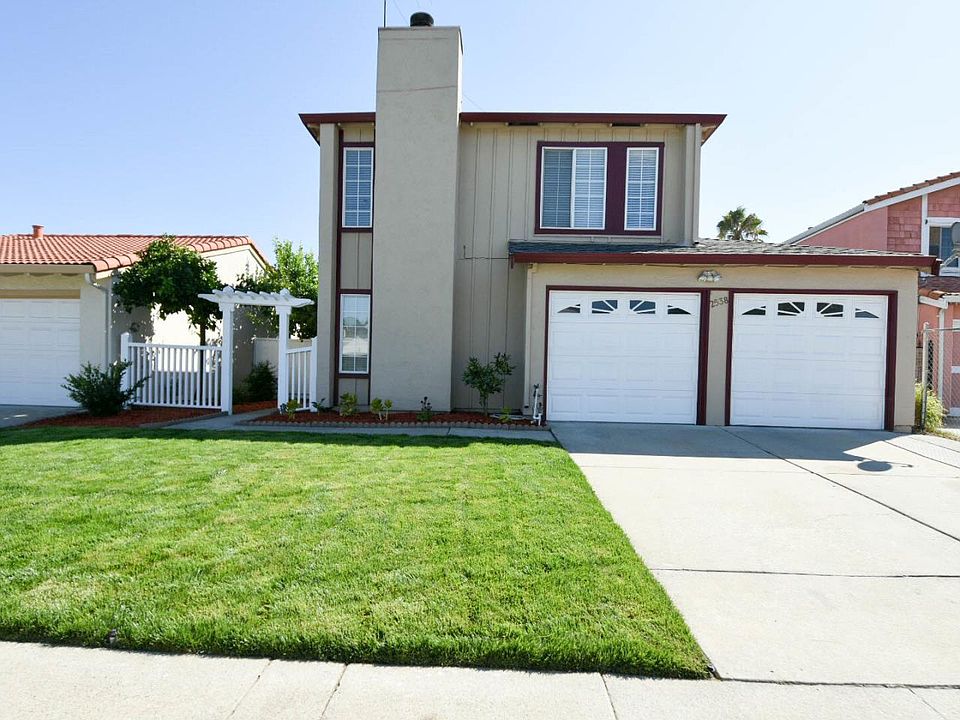 1st image of 2538 Huran Ct