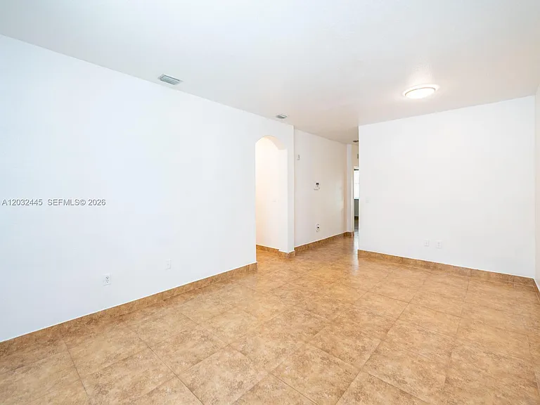 1663 SE 27th Dr #108 — Photo 8