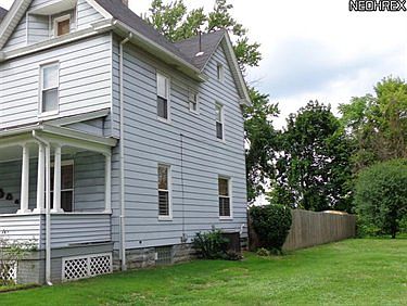 2nd image of 116 E Chalmers Ave