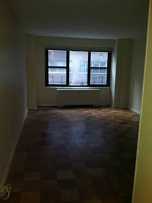 Rented by Concept Real Estate Group | media 10