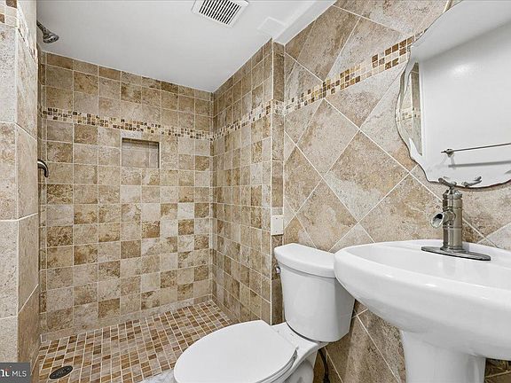 5th image of 11807 Stonington Pl