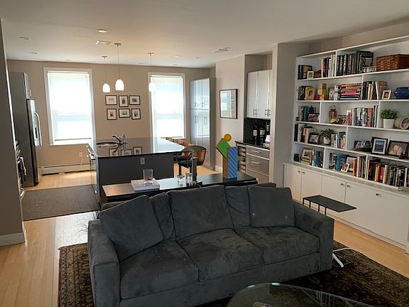 2nd image of 5-32 47th Ave #1