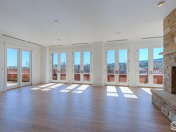 5th image of 1301 Canyon Blvd #306
