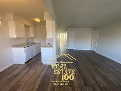 717 Southwest 6th Street 575TAT — Photo 2