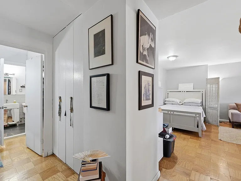 6040 Boulevard East #7L — Photo 11