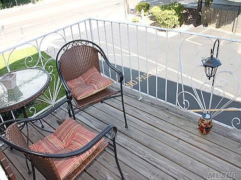 3rd image of 474 Fulton St APT 5