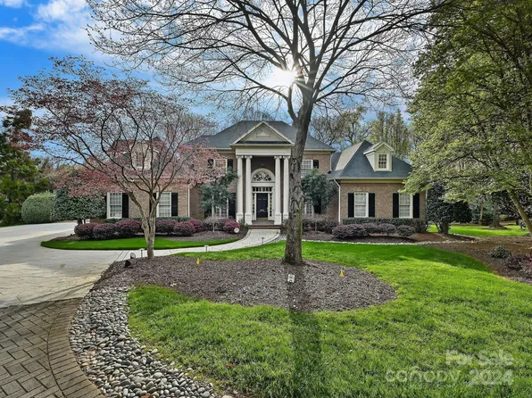 3612 Hampton Manor Dr, Charlotte, NC 28226