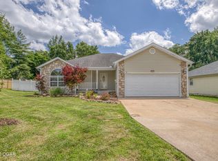 1060 Millruss Pl, Oronogo, MO 64855