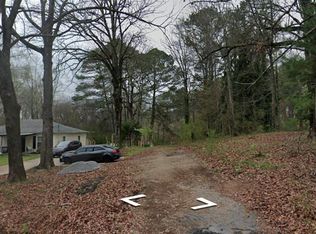 1845 Wellborn Rd, Lithonia, GA 30058