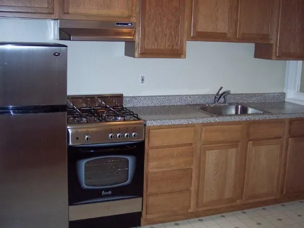 86 Chenery St APT 1, San Francisco, CA 94131