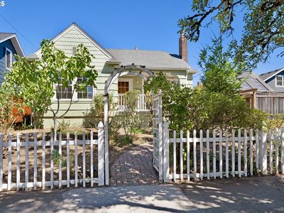 3821 NE Milton St, Portland, OR, 97212