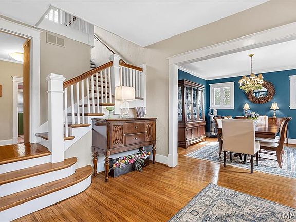 4th image of 207 Oakwood Ave