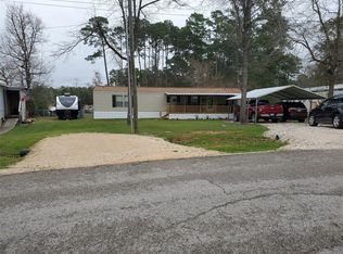 788 Whisperwood Dr, Onalaska, TX 77360