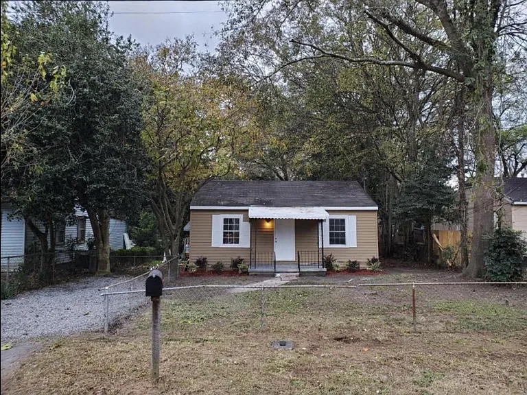 1311 Alma Ave — Photo 15
