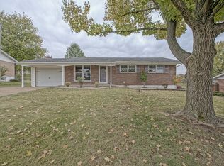 4132 Ricewood Dr, Saint Louis, MO 63129