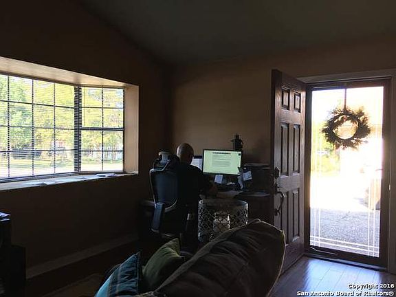 2nd image of 523 OAK PARK DR #523