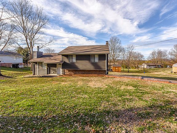 2nd image of 3440 Russellwood Dr