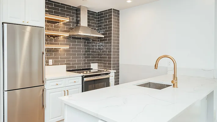 Rented by Nooklyn NYC LLC | media 45