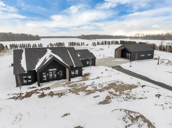 10456 Parent Rd, New Haven, IN 46774