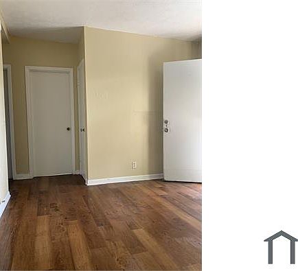 2nd image of 1535 W Beaver St #3