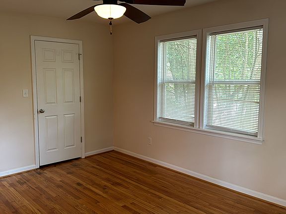 3rd image of 113 Cochran Block Unit A