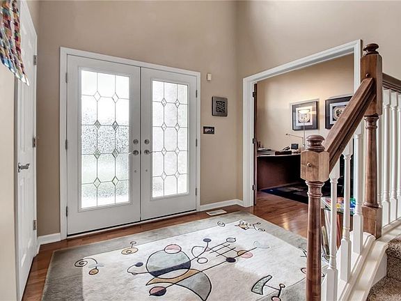5th image of 20 Hampton Ct