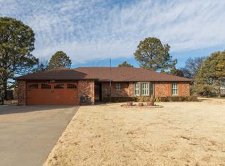 504 S Hermosa St, Claude, TX 79019