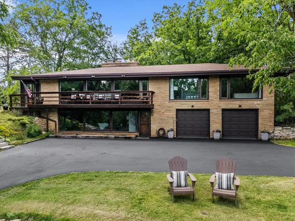 S75W19492 Woodland PLACE, Muskego, WI 53150