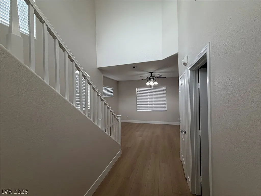 3 bed, 2.5 bath, 1733 sqft, $2,245 — Photo 3
