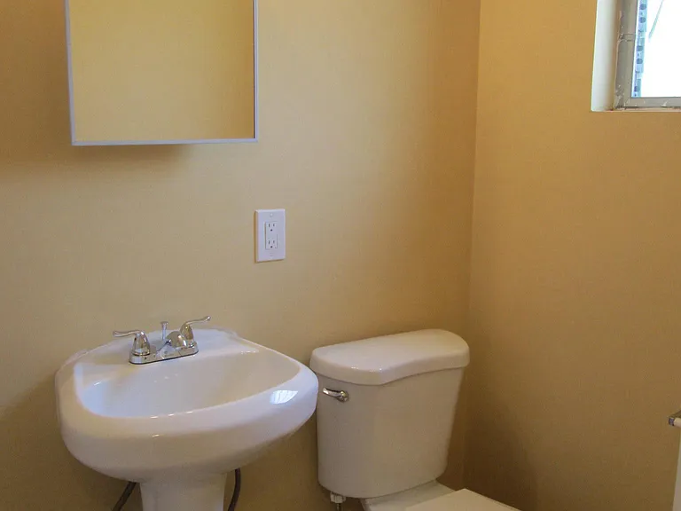 707 N Oregon Ave — Photo 7