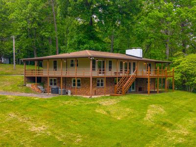 440 Lakeshore Dr, FRANKLIN, NC, 28734