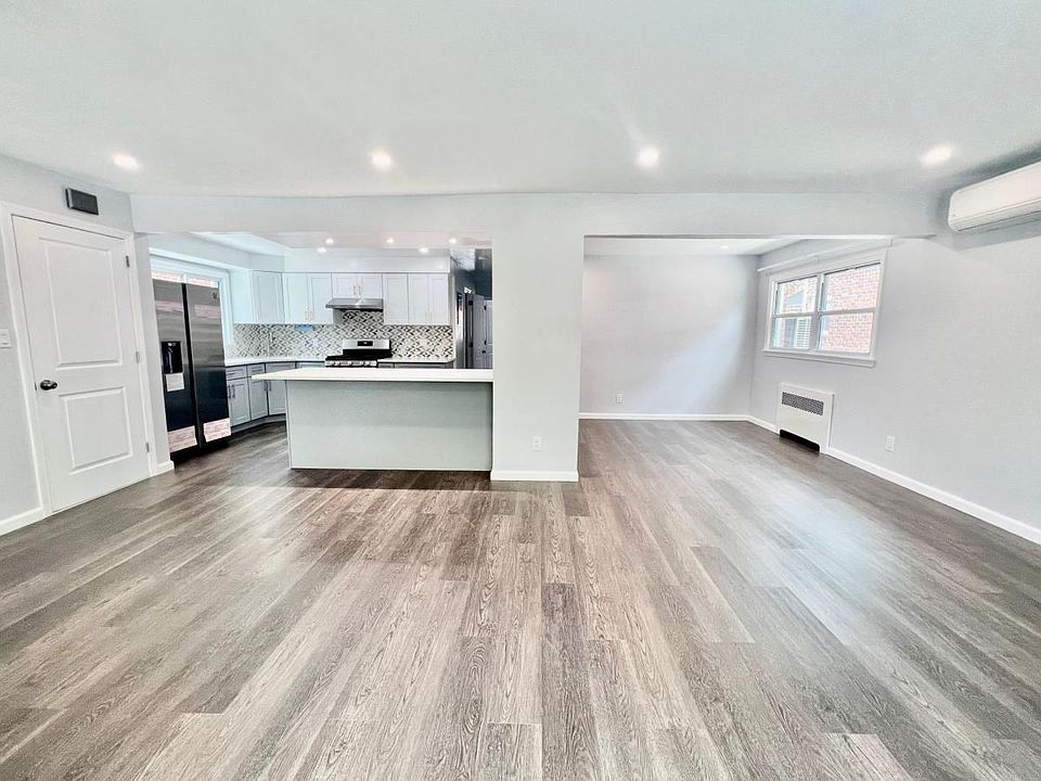 1st image of 243-11 72nd Ave #2