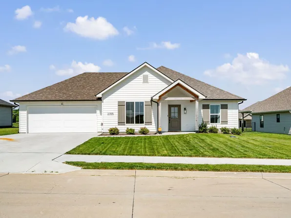 2355 N Traveller Dr, Columbia, MO 65202