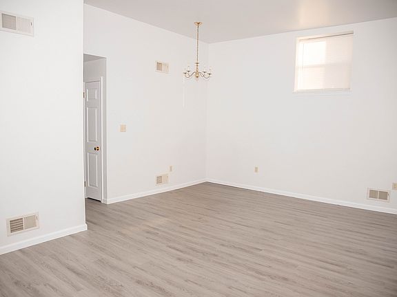 5th image of 33 E Park St APT 102