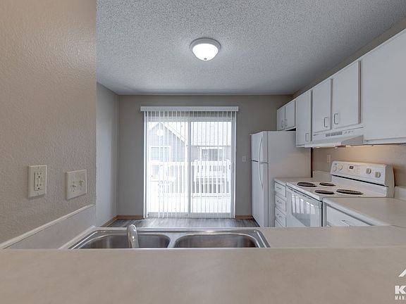 5th image of 415 Walters Dr #A73f9ac7f