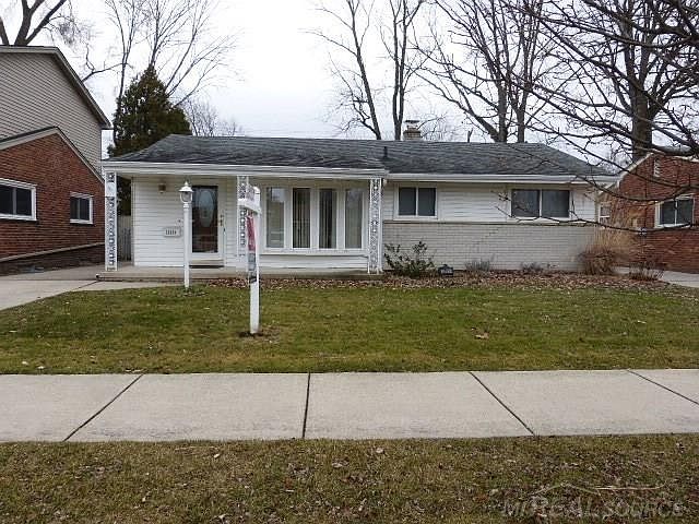 1st image of 22954 Edgewood St